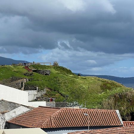 Casa A 2 Minutos A Pe De Piscina Natural Ponta Delgada  Luaran gambar