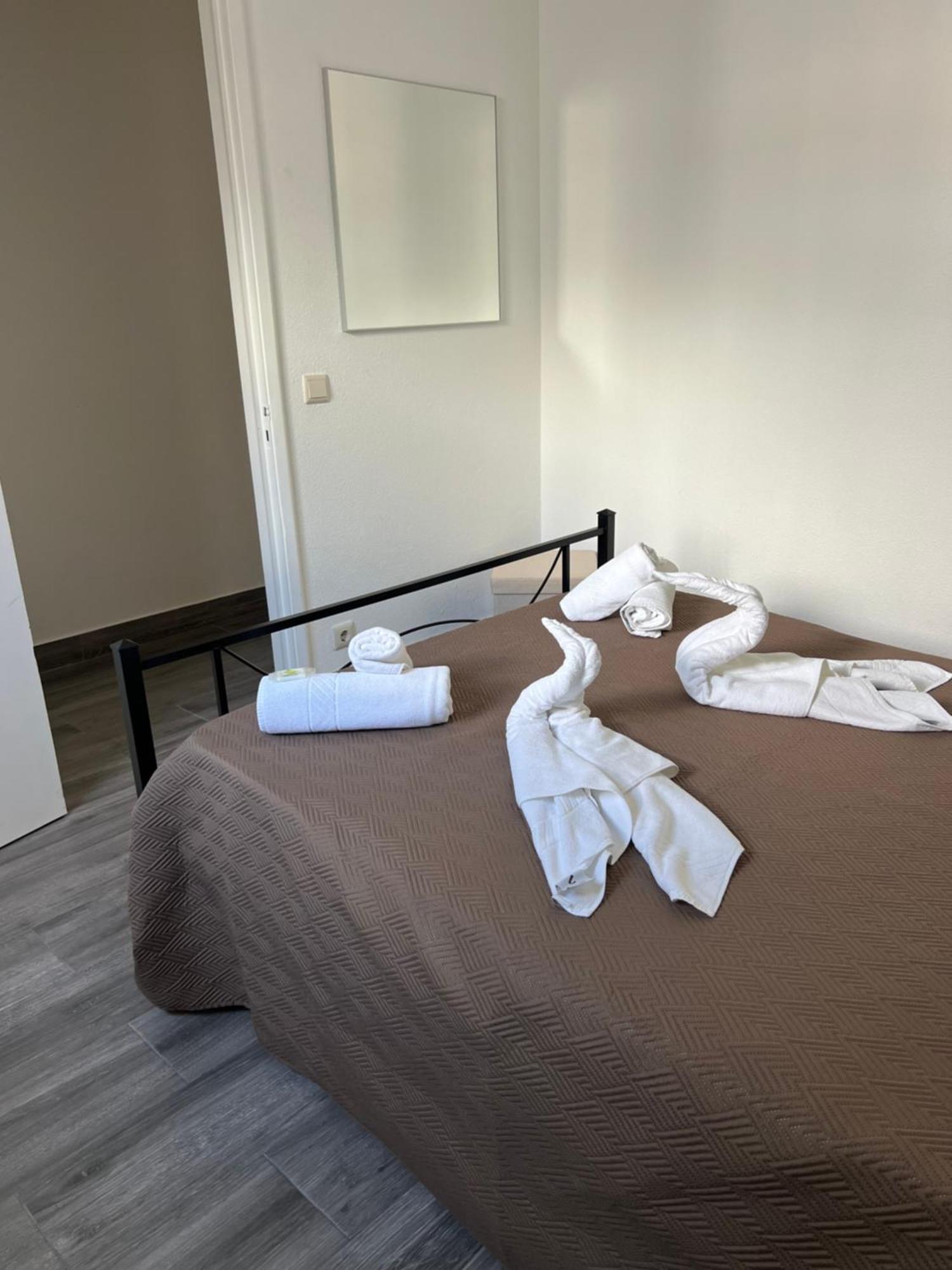 Casa A 2 Minutos A Pe De Piscina Natural Ponta Delgada  Luaran gambar