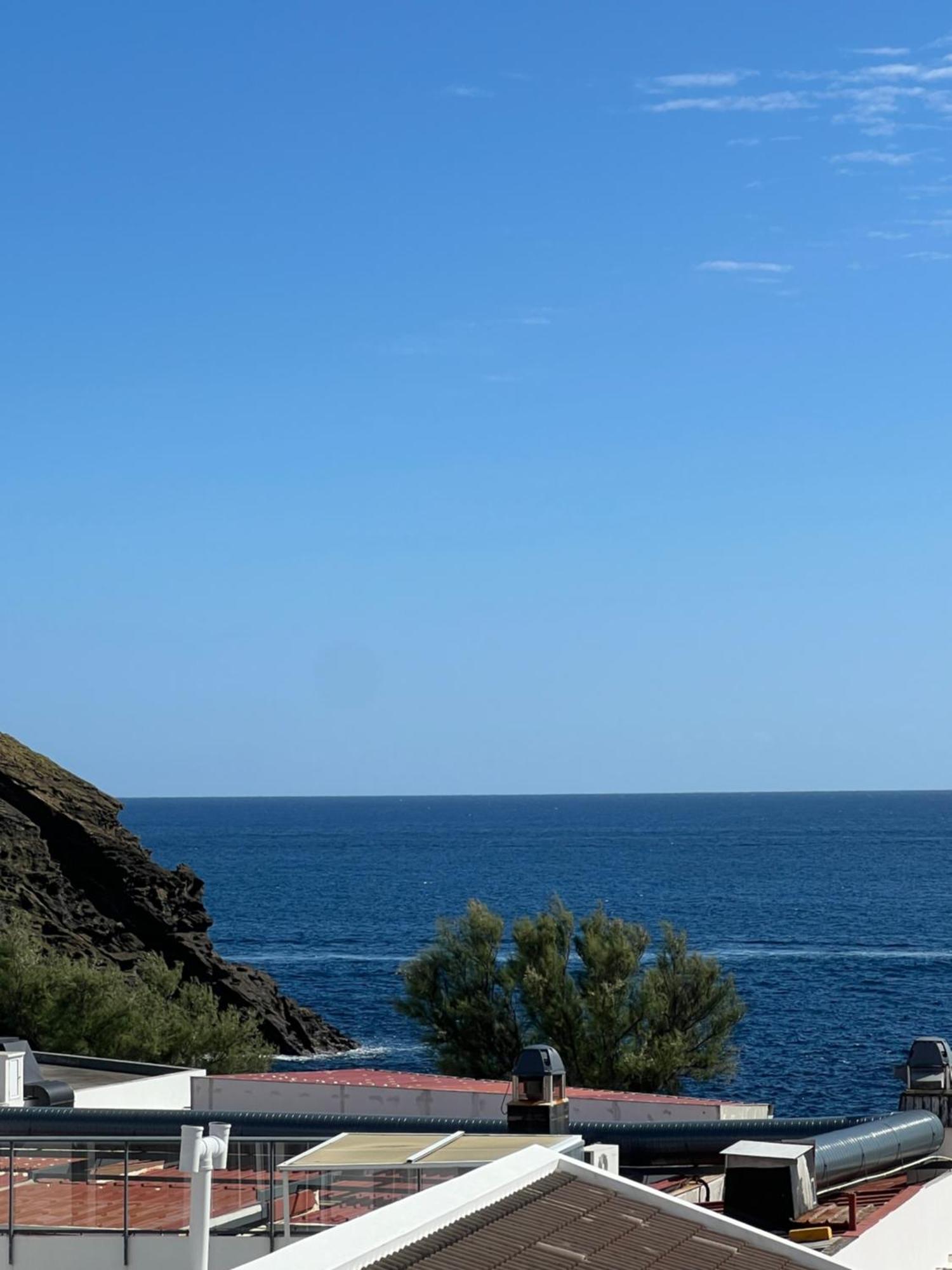 Casa A 2 Minutos A Pe De Piscina Natural Ponta Delgada  Luaran gambar