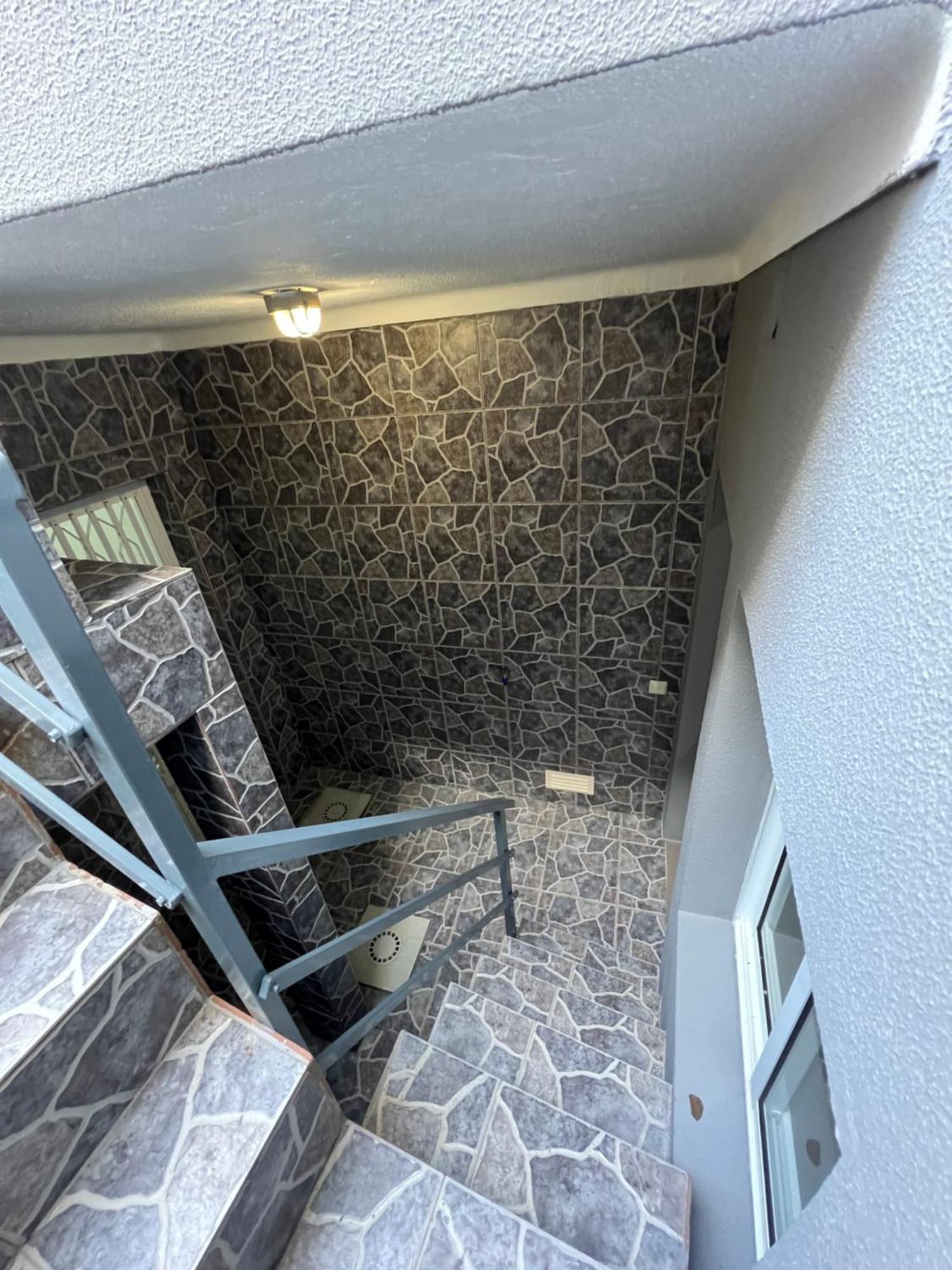 Casa A 2 Minutos A Pe De Piscina Natural Ponta Delgada  Luaran gambar